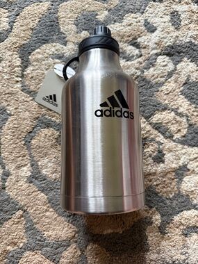 adidas Stainless Steel Bottle in Silver with Black Cap